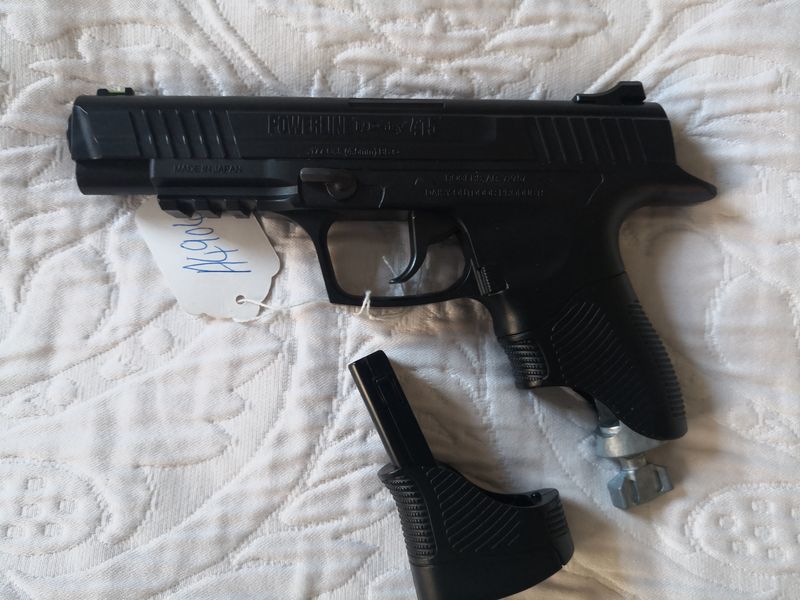 Daisy Model 415 CO2 Pistol Kit – 4.5mm BB Repeater Air Pistol. Brand new, unused!!