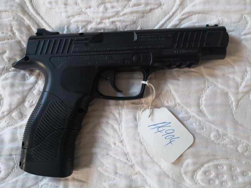 Daisy Model 415 CO2 Pistol Kit – 4.5mm BB Repeater Air Pistol. Brand new, unused!!